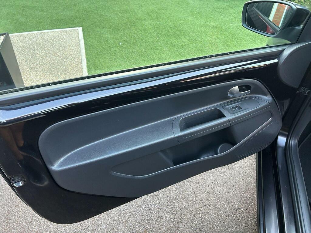 Volkswagen Up 1.0 High Up Euro 5 Black #6