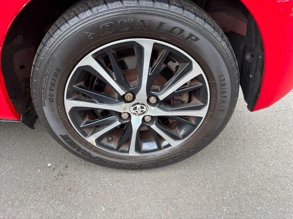 Toyota Yaris Vvt-i Icon Grey #31