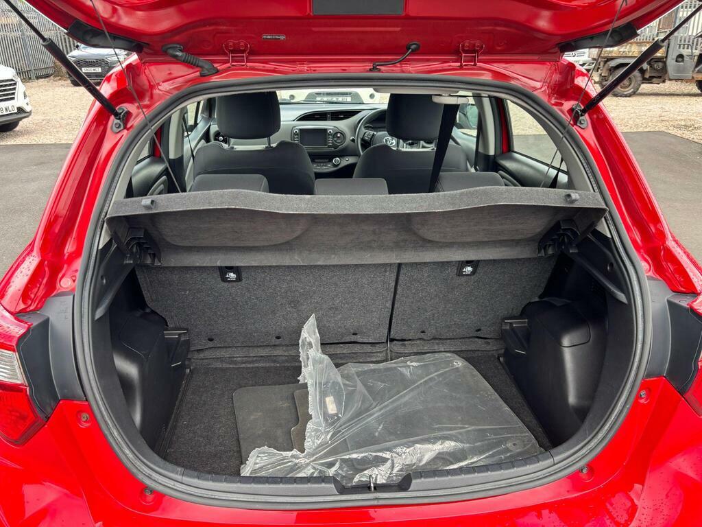 Toyota Yaris Vvt-i Icon Grey #38