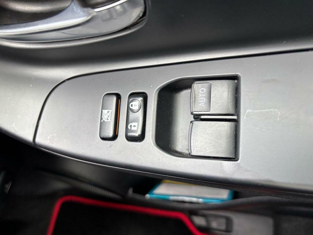 Toyota Yaris Vvt-i Icon Grey #18