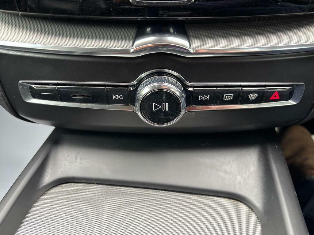 Volvo XC60 II B4 Plus Dark Awd Mild Hybrid, 2.0 Blue #58