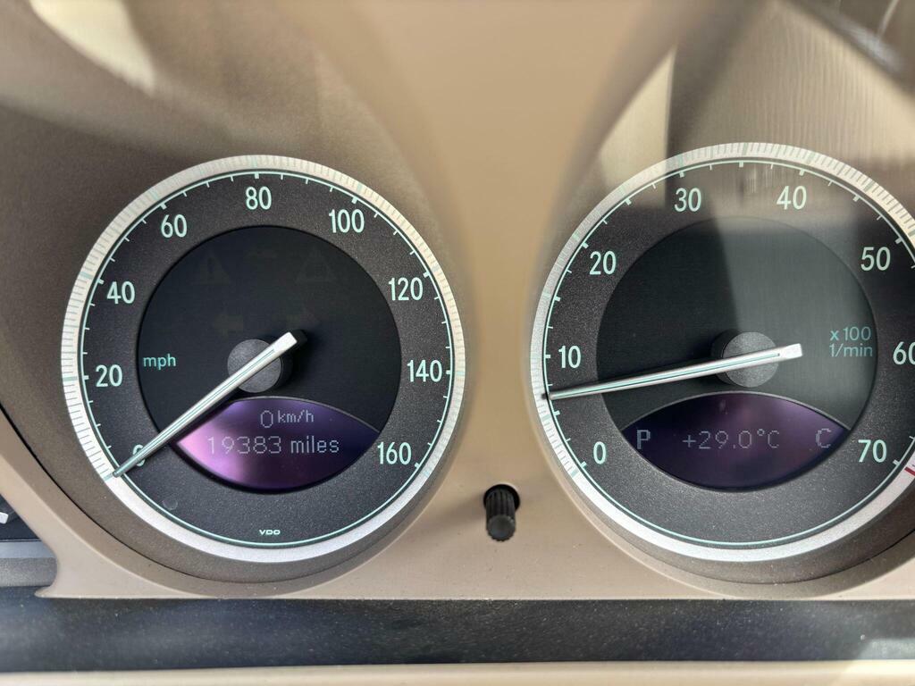 Mercedes-Benz SL Class Silver #34