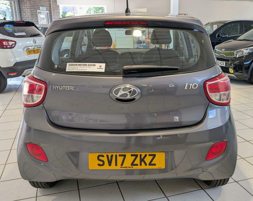 Hyundai I10 1.0 Premium Euro 5 SV17ZKZ Grey #6