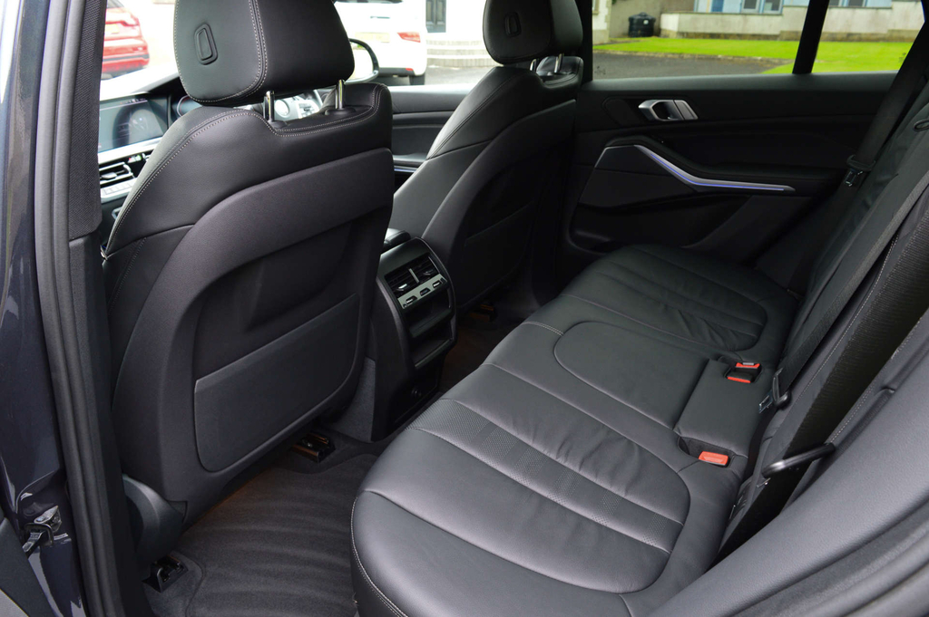 BMW X5 3.0 Xdrive30d M Sport 7 Seat Family Suv 4X4 Black #10
