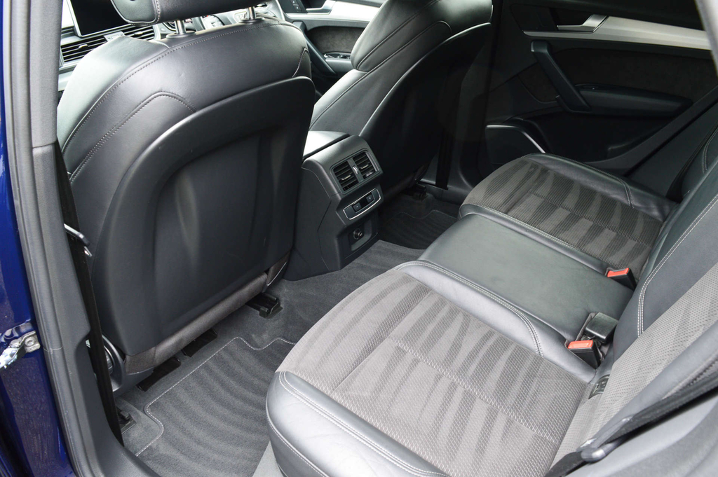 Audi Q5 40 Tdi Quattro S Black #11