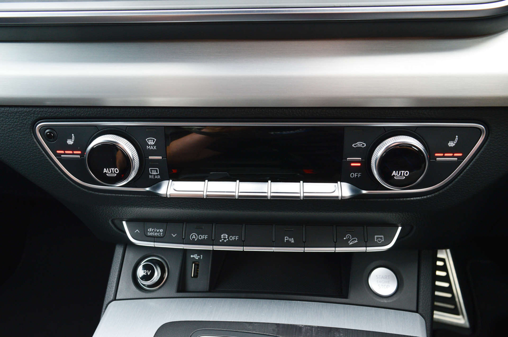 Audi Q5 40 Tdi Quattro S Black #24