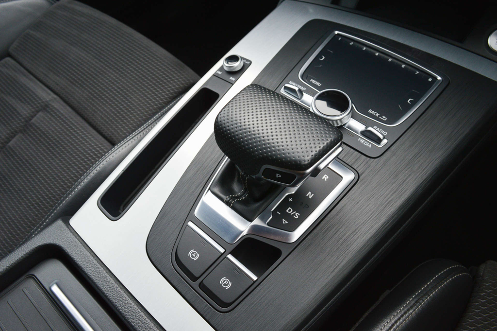 Audi Q5 40 Tdi Quattro S Black #23