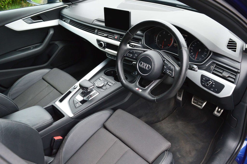 Audi A4 Avant Avant Tdi Ultra Se Grey #8