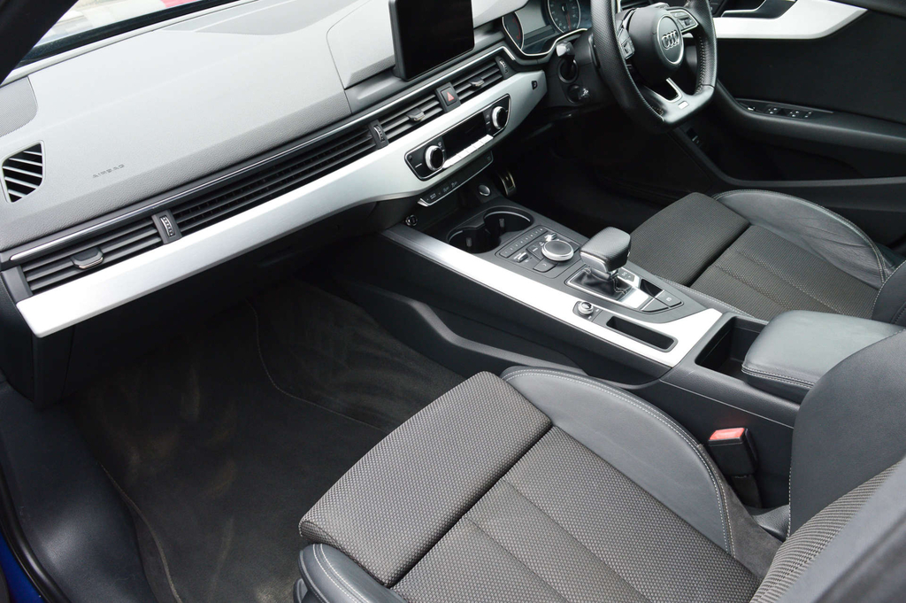 Audi A4 Avant Avant Tdi Ultra Se Grey #9