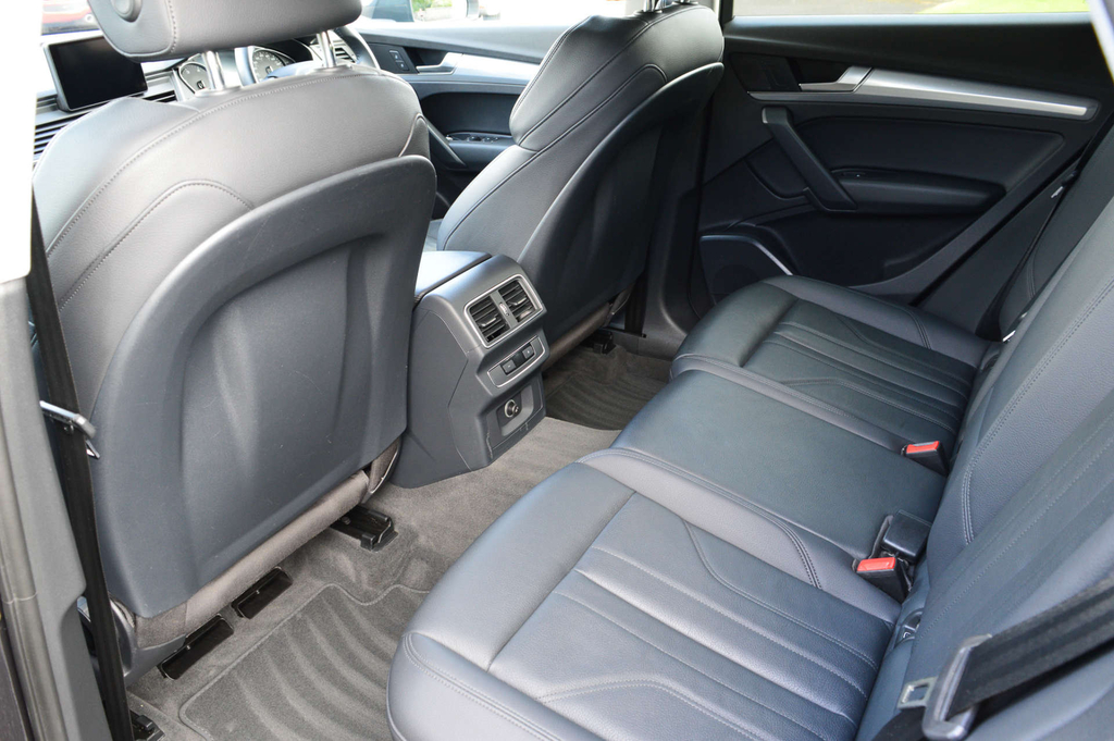 Audi Q5 2.0 Tdi Quattro S Line S Tronic Tech Pack Blue #10