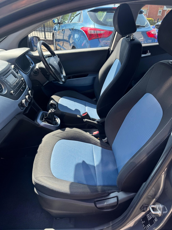 Hyundai I10 1.2 Premium 35 Tax Sh Bluelooth Ac Alloys Blue #9