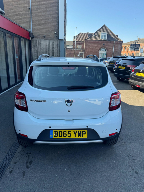 Dacia Sandero Stepway 1.5 Dci Laureate Euro 6 Ss BD65YMP #3