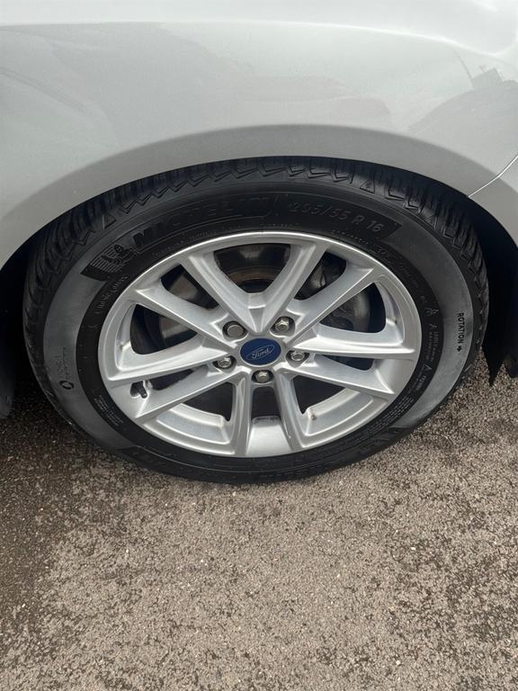 Ford Focus 1.5 Ecoboost 182 Zetec S Red Red #20