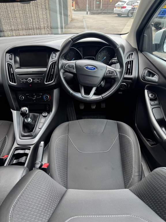Ford Focus 1.5 Ecoboost 182 Zetec S Red Red #13