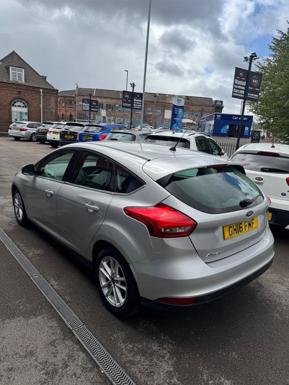 Ford Focus 1.5 Tdci Zetec Euro 6 Ss  #4