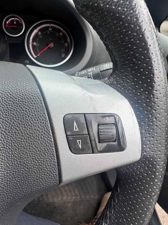 Vauxhall Corsa Hatchback 1.3 Cdti Ecoflex 16V Se Ac 2010  #15