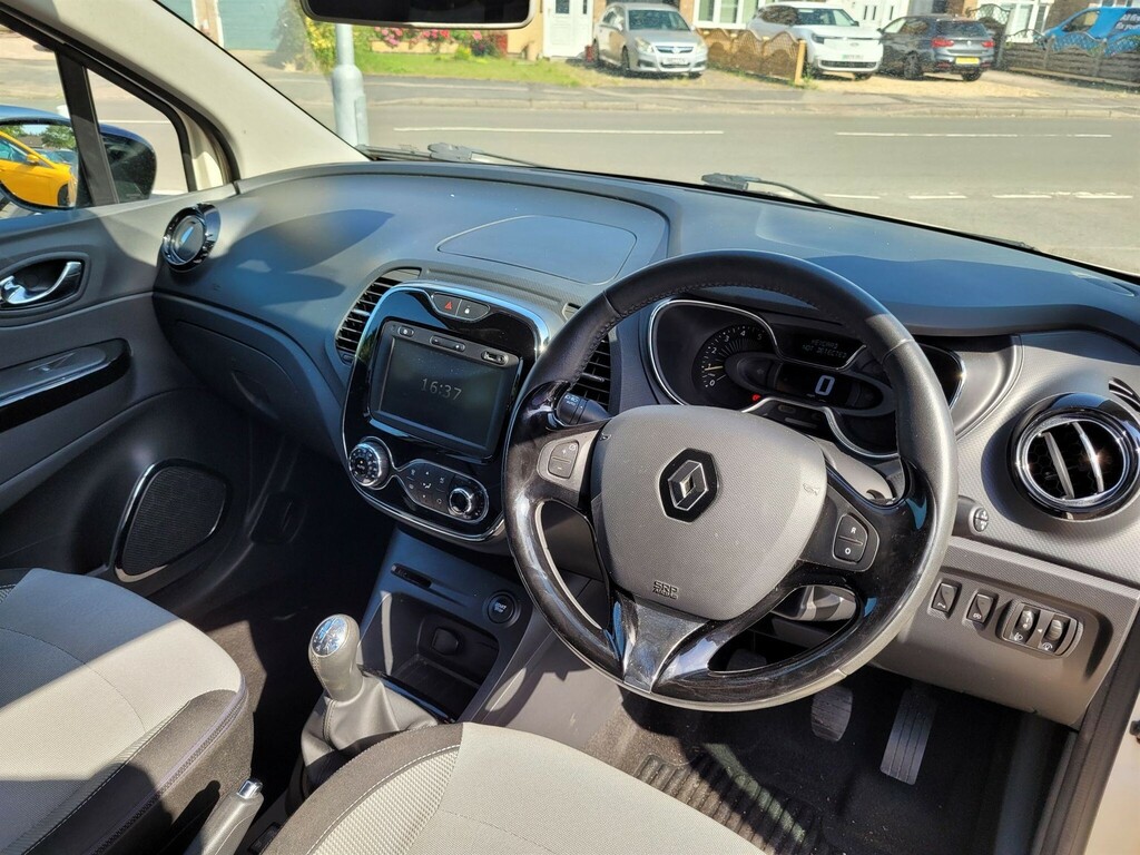 Renault Captur 1.5 Dci Energy Dynamique S Medianav Euro 5 Ss 5 White #2