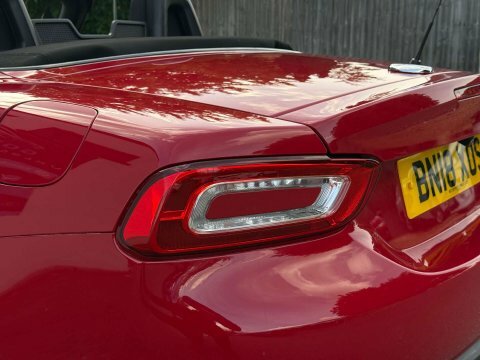 Fiat 124 Spider Convertible 1.4 Multiair Lusso Euro 6 201818 Brown #35