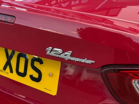 Fiat 124 Spider Convertible 1.4 Multiair Lusso Euro 6 201818 Brown #38