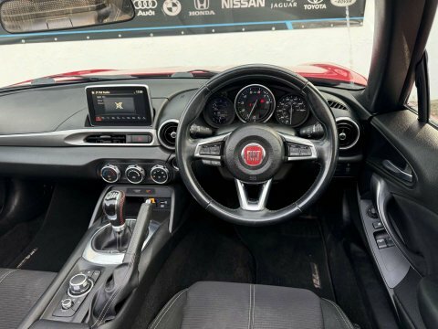 Fiat 124 Spider Convertible 1.4 Multiair Lusso Euro 6 201818 Brown #60