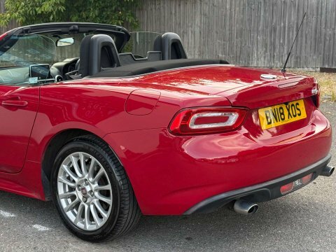 Fiat 124 Spider Convertible 1.4 Multiair Lusso Euro 6 201818 Brown #29