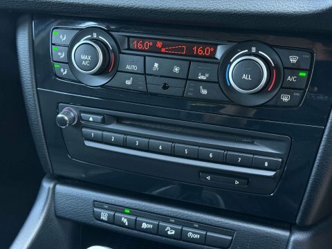 BMW X1 Sdrive20d Efficient Dynamics Black #84