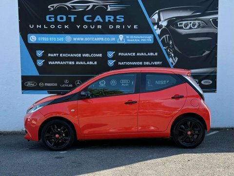 Toyota Aygo 1.0 Vvt-i X-cite Orange #4