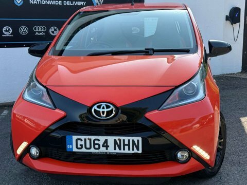 Toyota Aygo 1.0 Vvt-i X-cite Orange #5