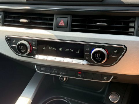 Audi A4 2.0 Tdi Ultra Se 148 Bhp Red #81