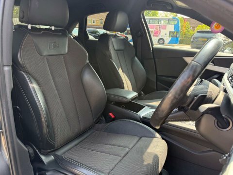 Audi A4 2.0 Tdi Ultra Se 148 Bhp Red #47