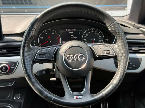 Audi A4 2.0 Tdi Ultra Se 148 Bhp Red #59