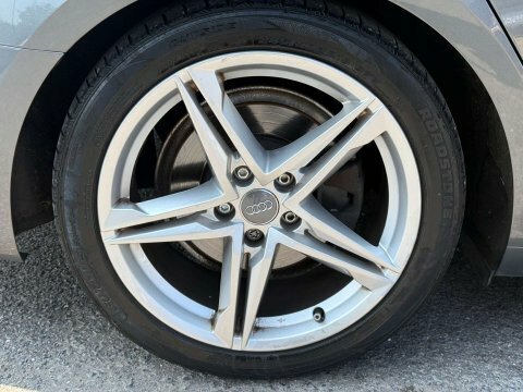 Audi A4 2.0 Tdi Ultra Se 148 Bhp Red #41