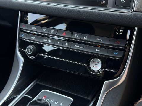 Jaguar XF  Black #87