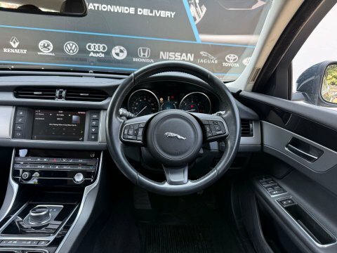 Jaguar XF  Black #60