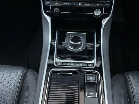Jaguar XF  Black #58