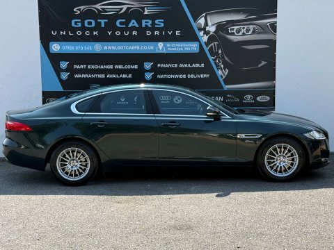 Jaguar XF 2.0D Prestige Saloon Green #3