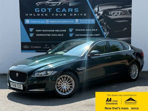Jaguar XF 2.0D Prestige Saloon Green
