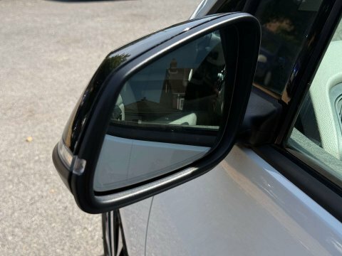 BMW i3 125Kw Loft Interior World Silver #21