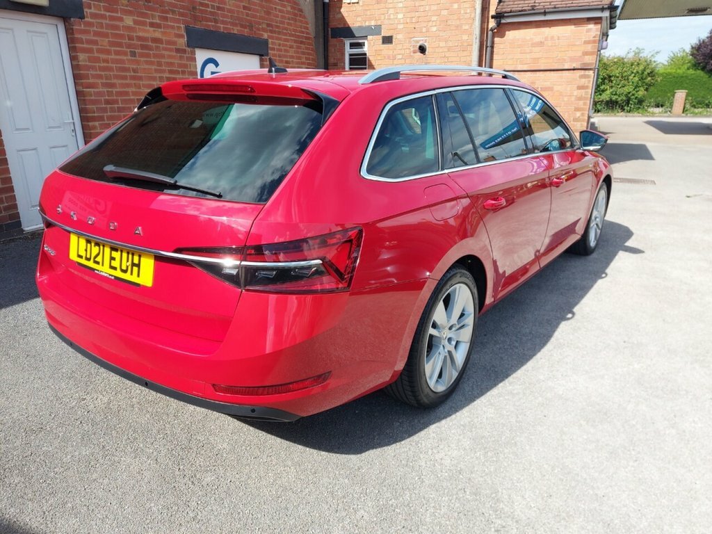 Skoda Superb 1.5L Se L Red #5