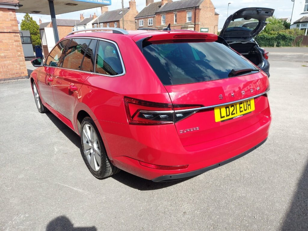 Skoda Superb 1.5L Se L Red #4
