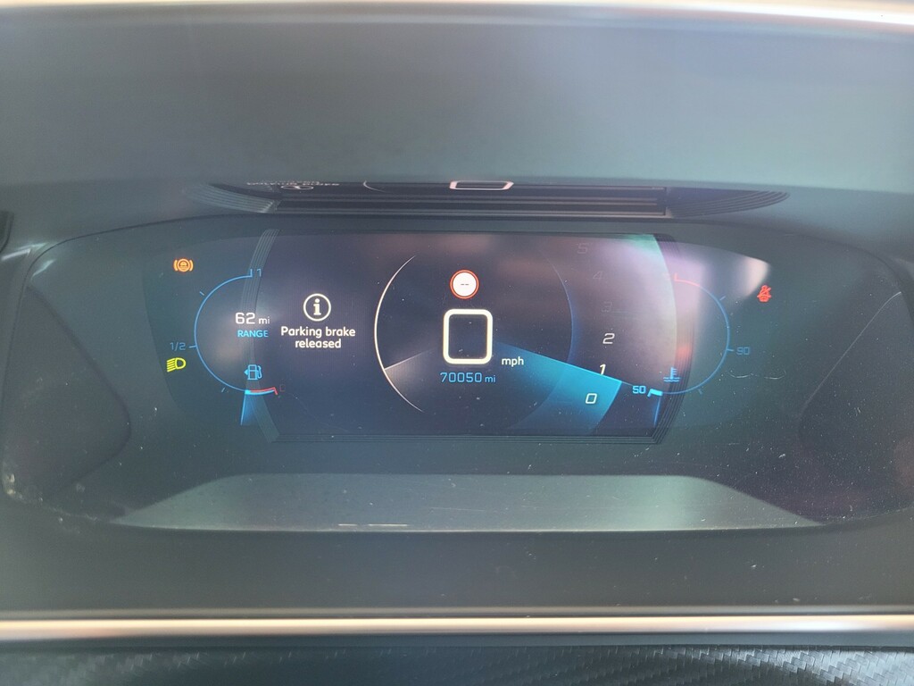 Peugeot 2008 1.2 Puretech Active Orange #22