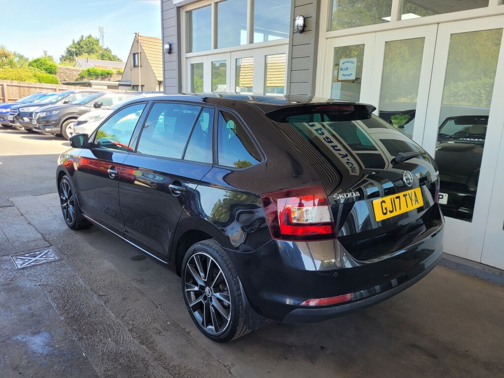 Skoda Rapid Spaceback 1.2 Tsi Se Sport Black #2