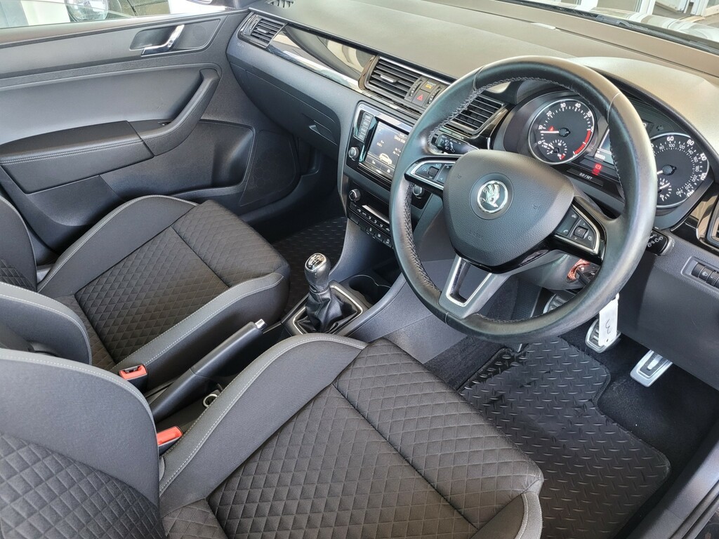Skoda Rapid Spaceback 1.0 Tsi 110 Se Sport #10