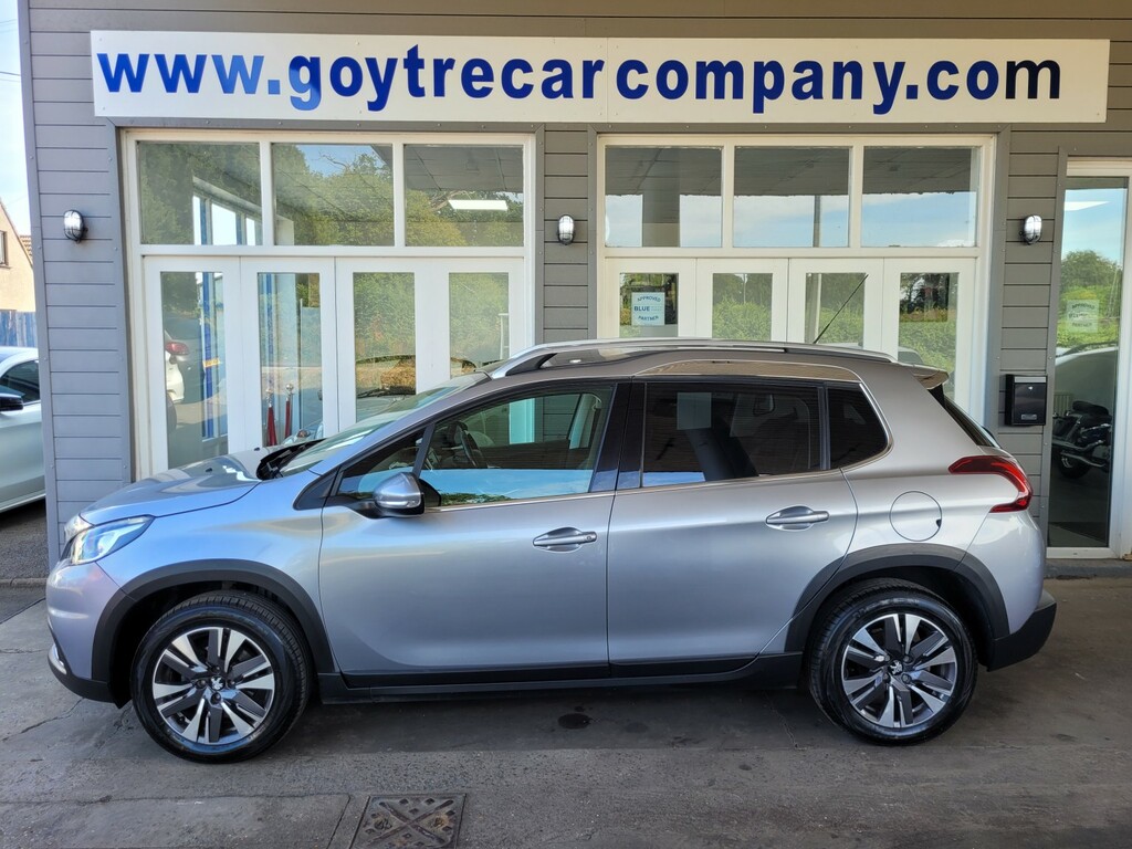 Peugeot 2008 1.2 Puretech Allure Grey