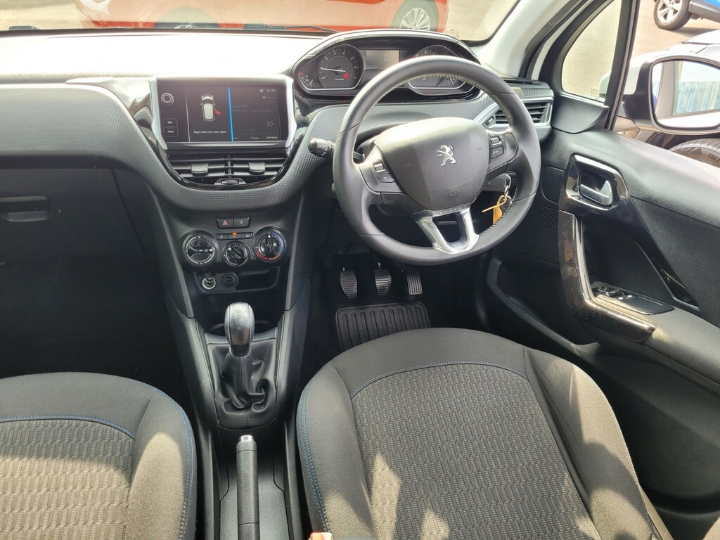 Peugeot 208 Hatchback Black #9