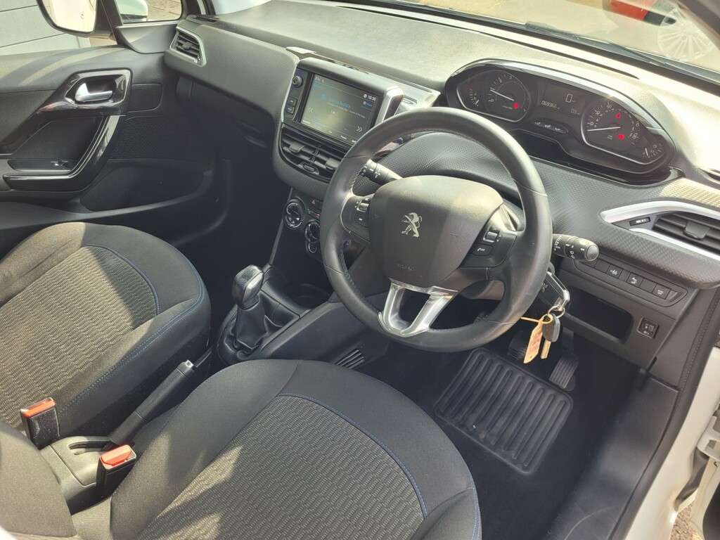 Peugeot 208 Hatchback Black #8