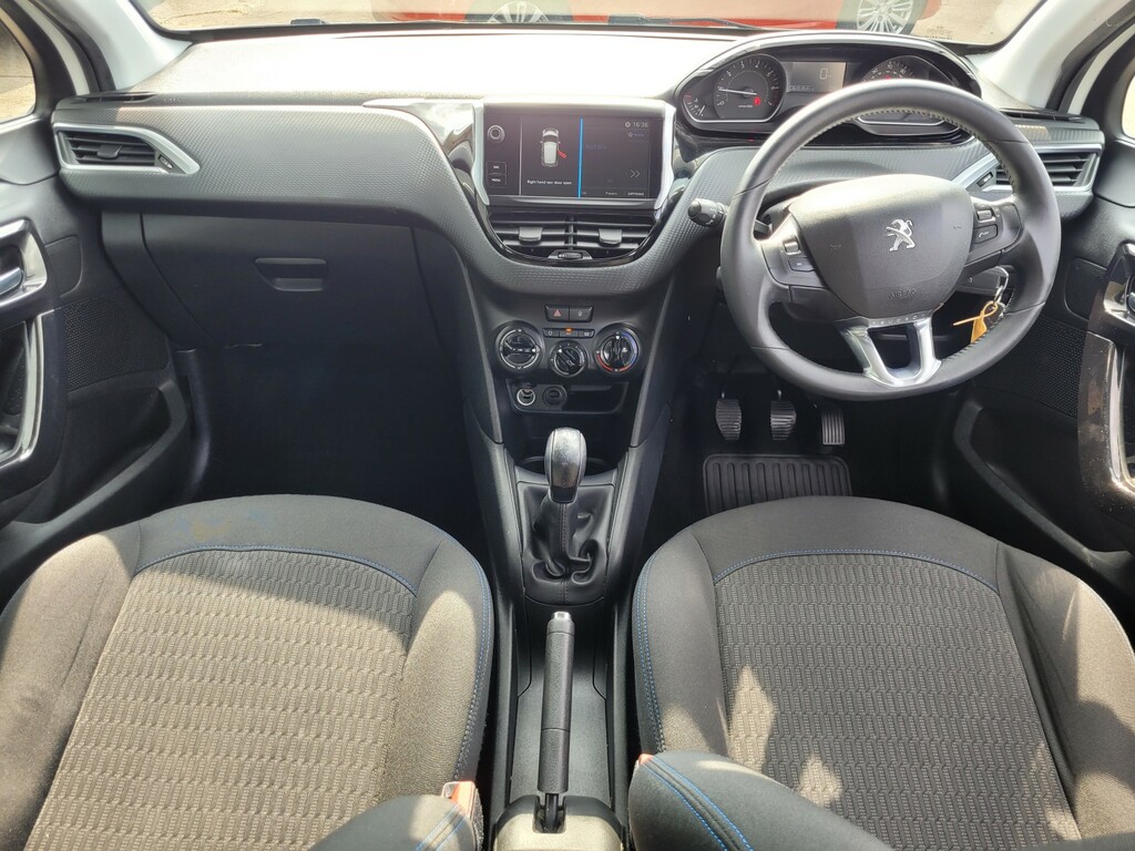Peugeot 208 Hatchback Black #10