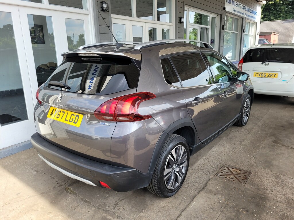 Peugeot 2008 1.2 Puretech Allure Grey #5