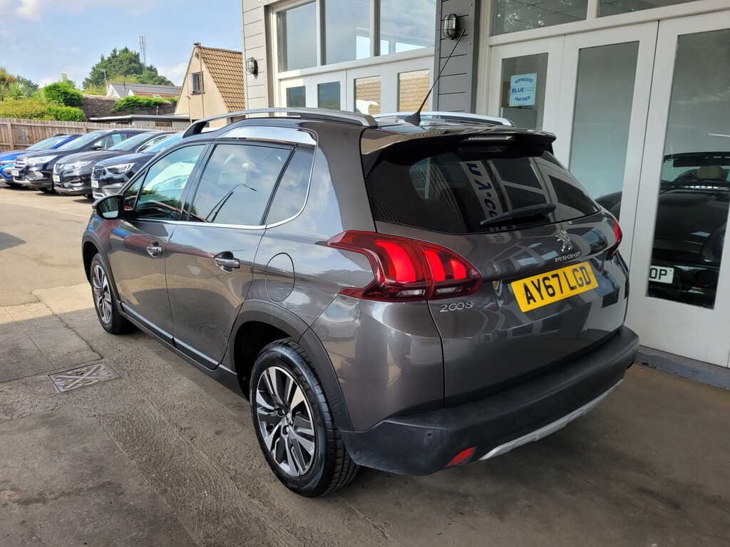 Peugeot 2008 1.2 Puretech Allure Grey #3