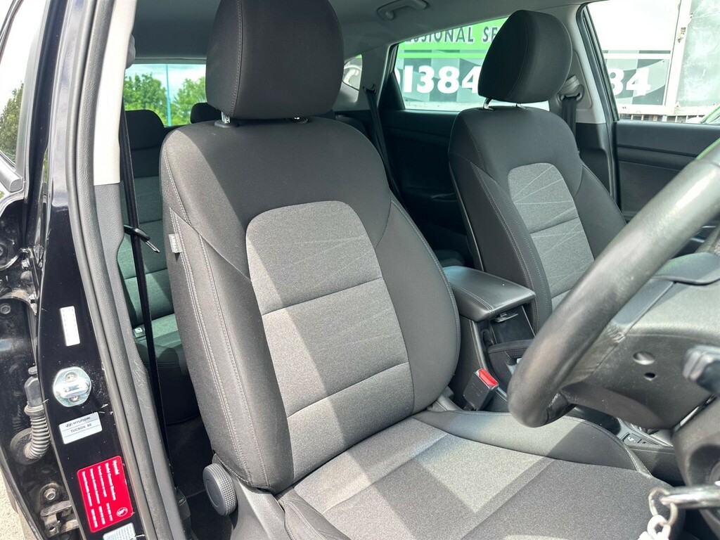 Hyundai Tucson 1.6 Gdi Blue Drive Se Nav Red #20
